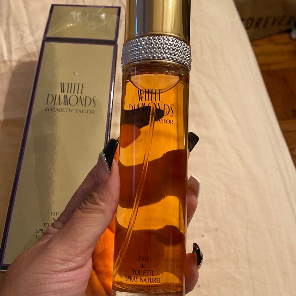 Brand new White Diamonds by Elizabeth Taylor never used too strong for me